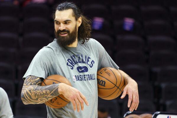 FLE - Memphis Grizzlies' Steven Adams runs a drill before an NBA basketball game against the Philadelphia 76ers on Jan. 31, 2022, in Philadelphia. Adams has cleared the health and safety protocols and should be available for Game 3 of the Western Conference semifinal against the Golden State Warriors on Saturday. Coach Taylor Jenkins didn't say Adams will play Saturday night but they will make a decision after seeing how he handles Friday. (AP Photo/Chris Szagola, File)