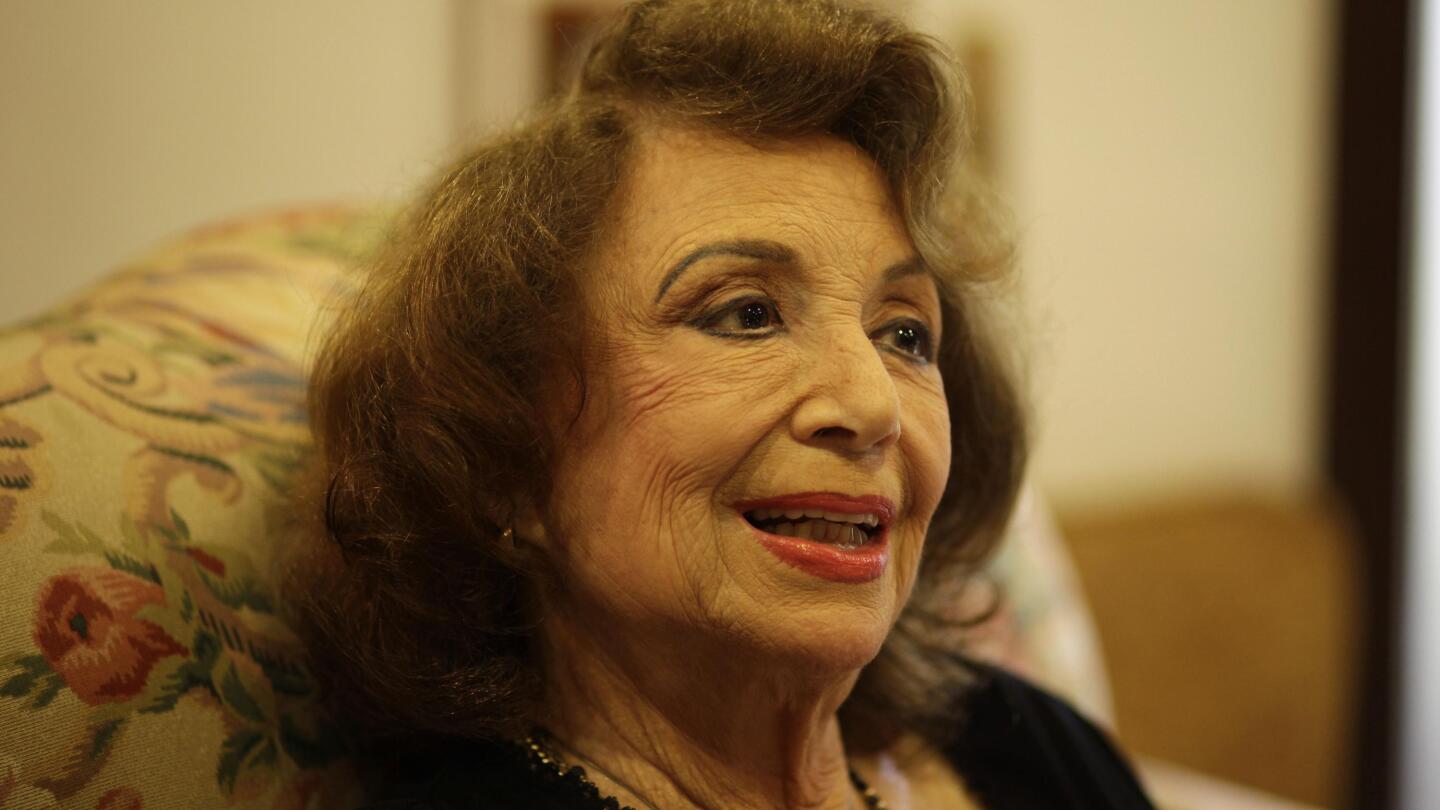 Delia FIallo, mother of telenovelas, dies in Florida, age 96 | AP News
