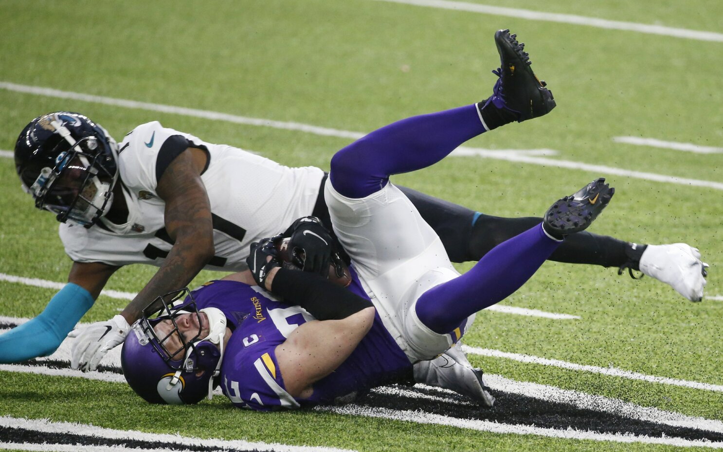 Vikings outlast error-prone Jags 27-24 on Bailey's OT kick