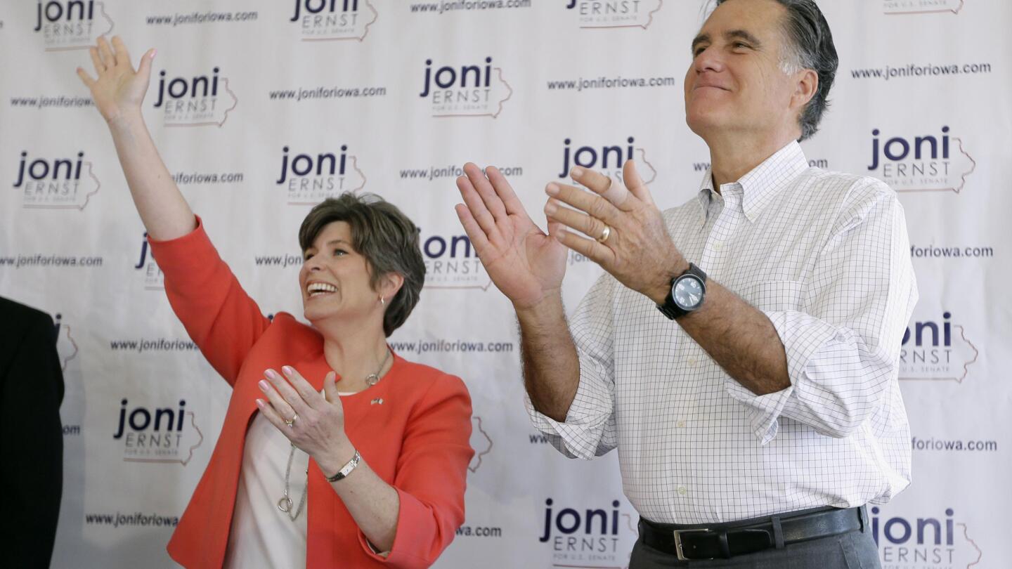 Romney kembali ke Iowa untuk mengkampanyekan Ernst