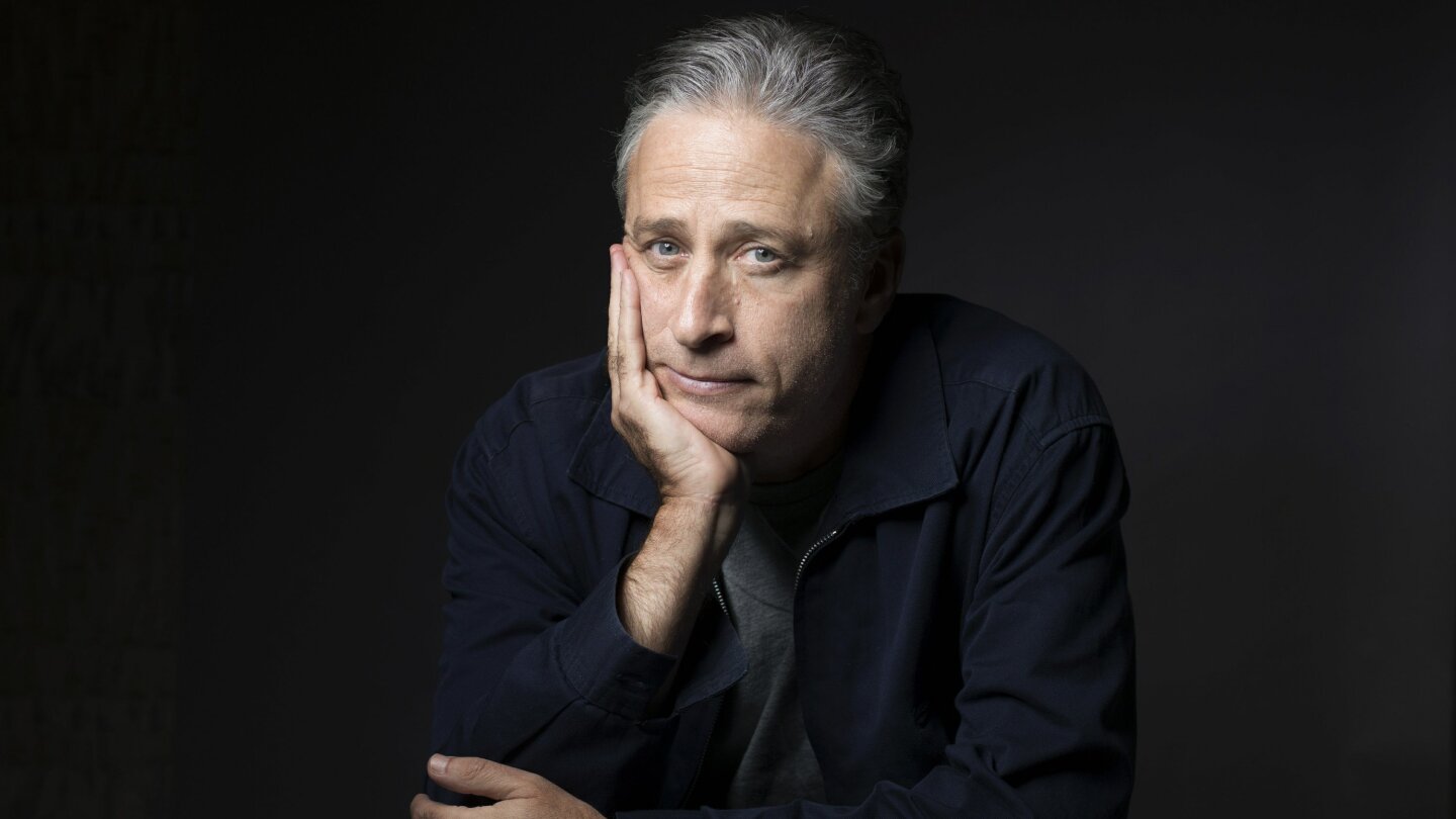 Jon Stewart to Return to \'The Daily Show\' and Help Make Sense of the Insanity of the Election Season