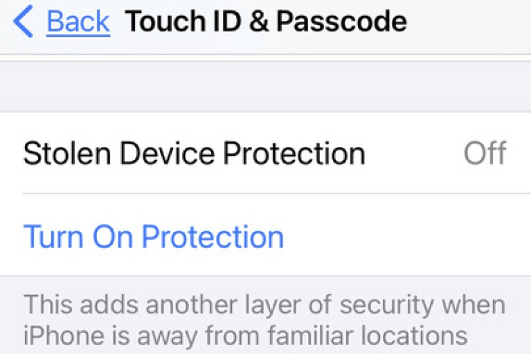 Esta captura de pantalla sin fecha muestra la ubicación de la nueva configuración de Protección de dispositivos robados en iPhones.  (Foto AP)