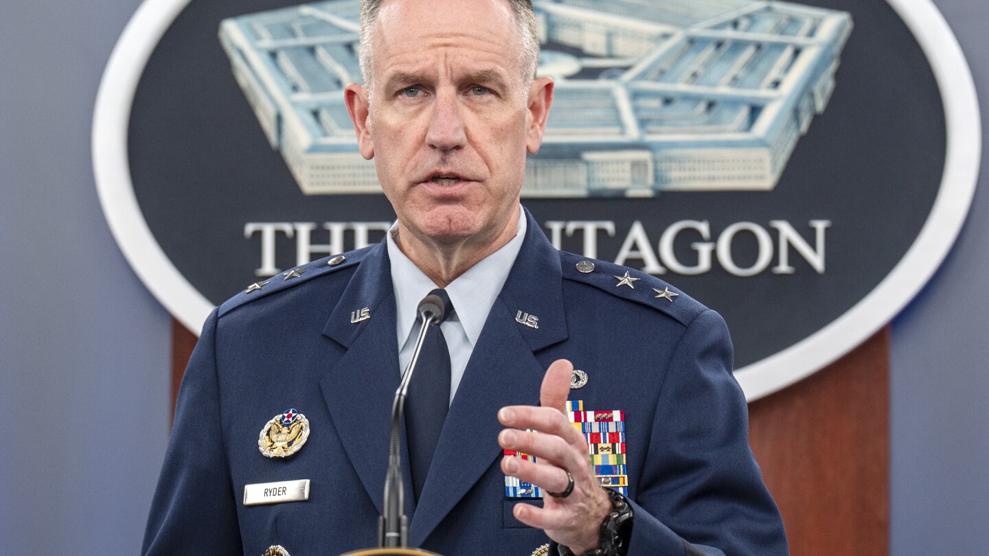 NextImg:Pentagon warns that a government shutdown will cost troops their pay over the holidays
