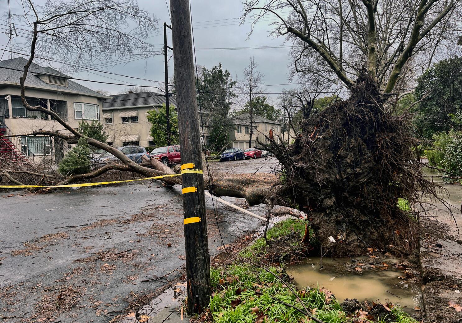 Sacramento’s Weather Is Going Crazy: Storms Today, Summer Heat by Sunday!"