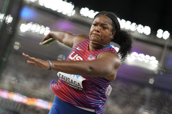 Laulauga Tausaga-Collins wins US' first women's discus world