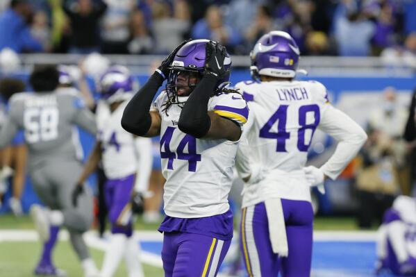Vikings throw away key victory with late defensive collapse