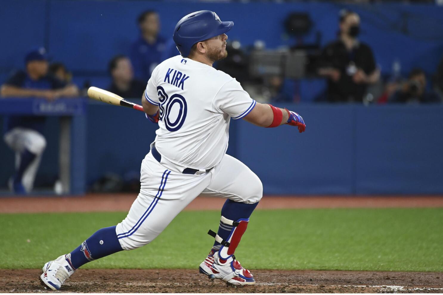 Kirk HRs twice, Jays beat White Sox 6-5 for 6th straight win