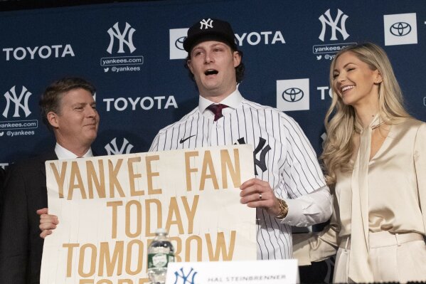 Gerrit Cole introduced with Yankees: The sign, razor burn and more from his  first New York press conference 