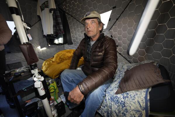 Colorado turns to ice-fishing tents to house homeless