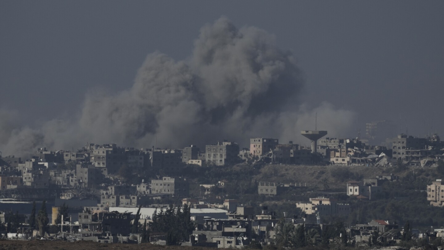 Израел удари райони на Ивицата Газа с въздушни удари и