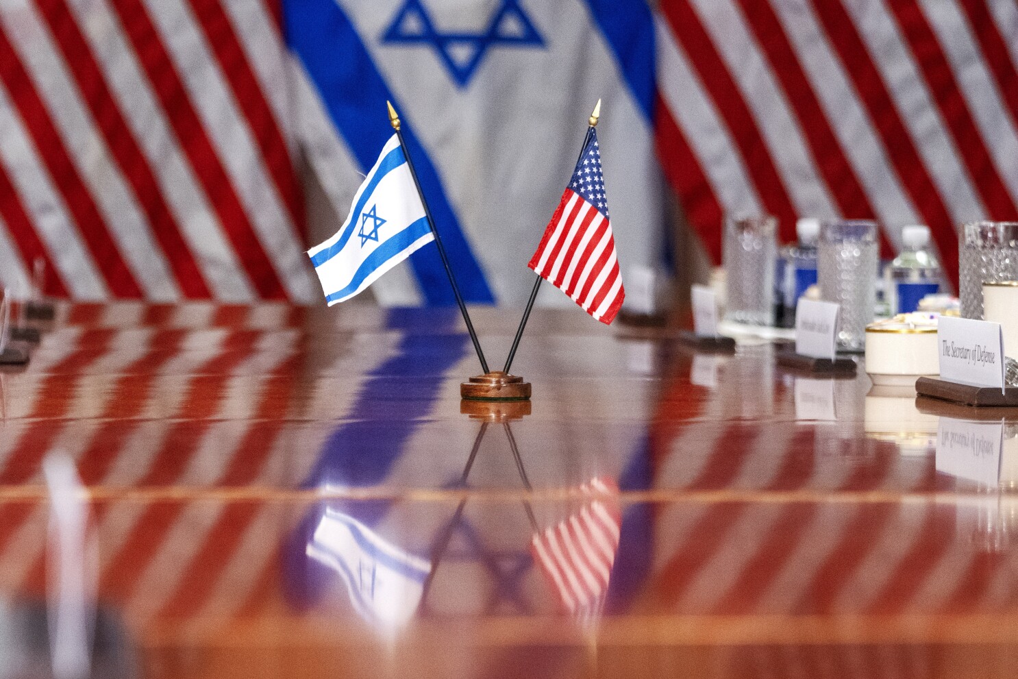 Israeli Finance Minister Smotrich will meet with Treasury Secretary Bessent in Washington