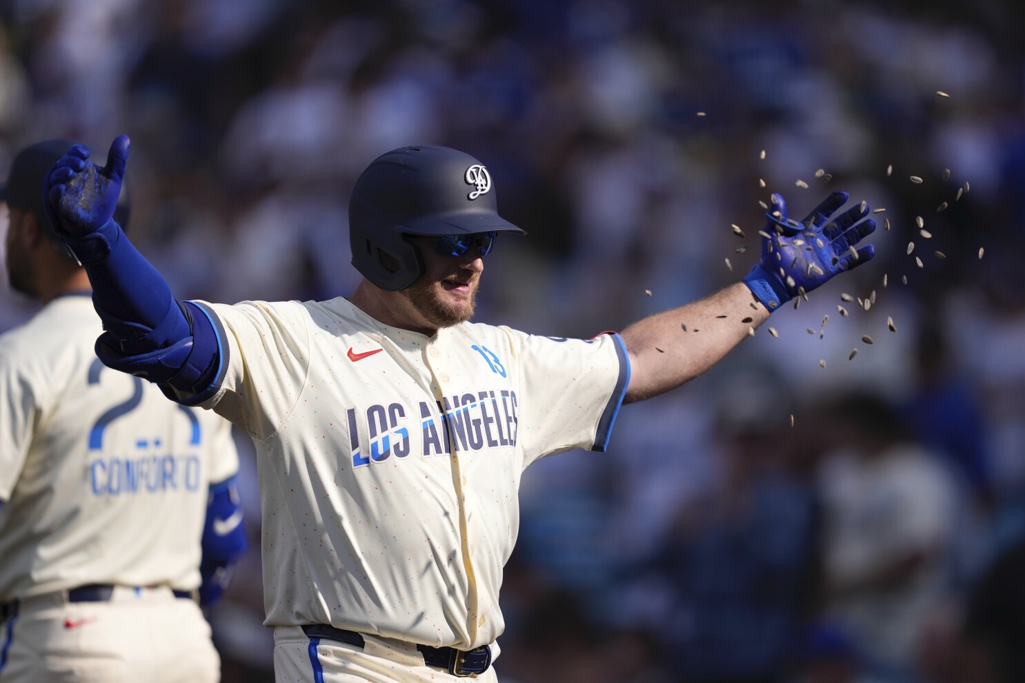 Muncy powers Dodgers with 7 RBIs in 18-2 rout of Yankees, LA's most runs ever vs New York