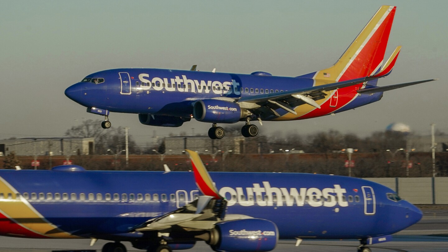 ДАЛАС AP — Southwest Airlines проучва промените в своите странни