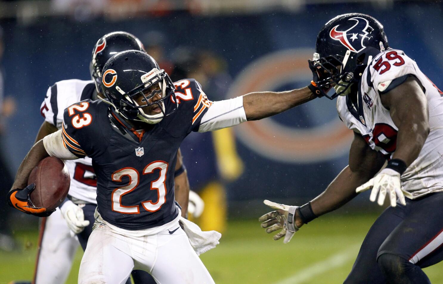 Kick return star Devin Hester retires from NFL