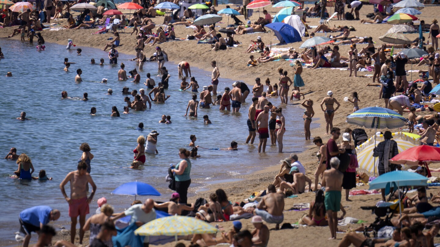 Half of world's population endured extra month of extreme heat due to climate change, experts say