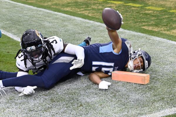 Titans unable to overcome 4 turnovers in loss to Jaguars