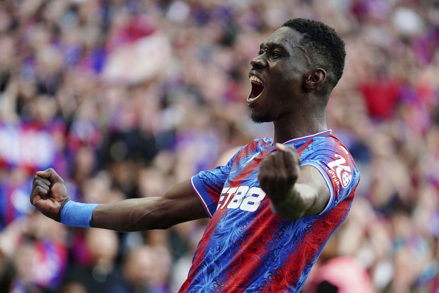 Crystal Palace reaches FA Cup final for the third time after dismantling Aston Villa