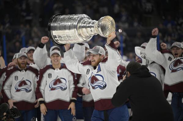 Complete Hockey News - The 2022 Colorado Avalanche Stanley Cup