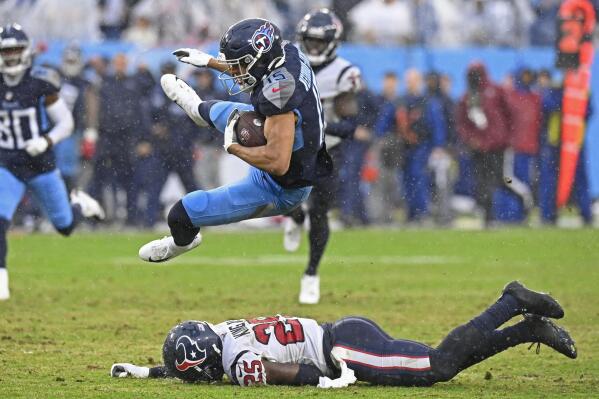 Injuries leave Titans working with thin group at receiver