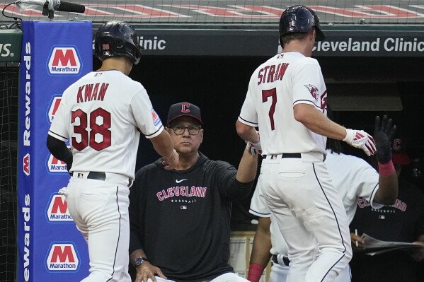 Terry Francona: Guardians barred from wearing 14 for Larry Doby
