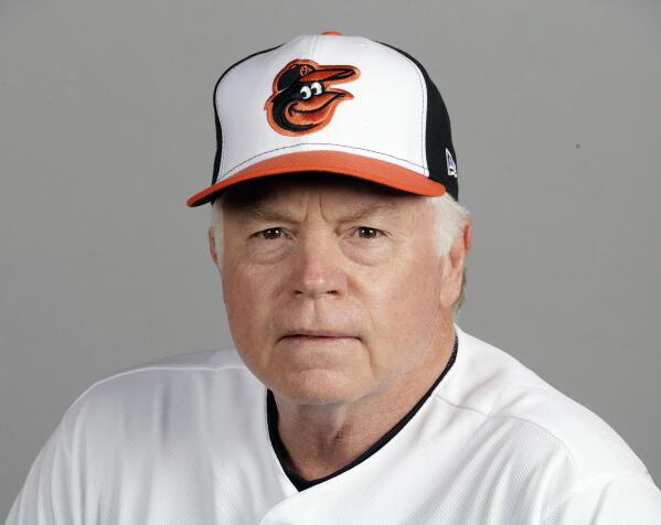 New York Mets hire Buck Showalter as manager