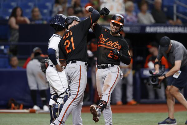 Orioles' win streak ends at 10; Bethancourt, Rays rally