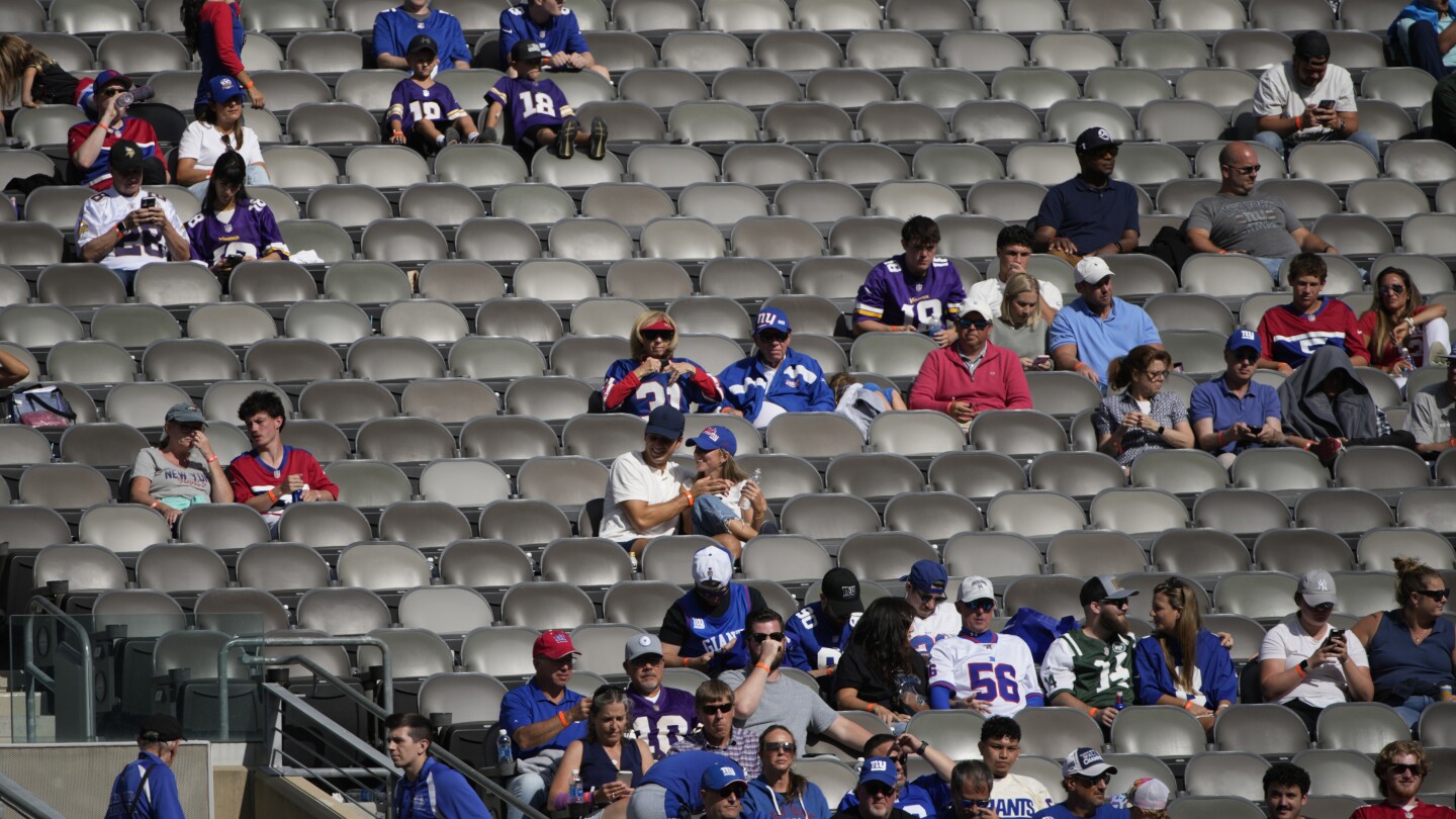 If the opener against the Vikings was an indication, the Giants could be in for a long season