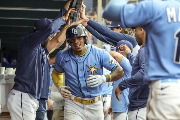 McClanahan becomes majors' 1st 10-game winner, Rays beat Rangers 7