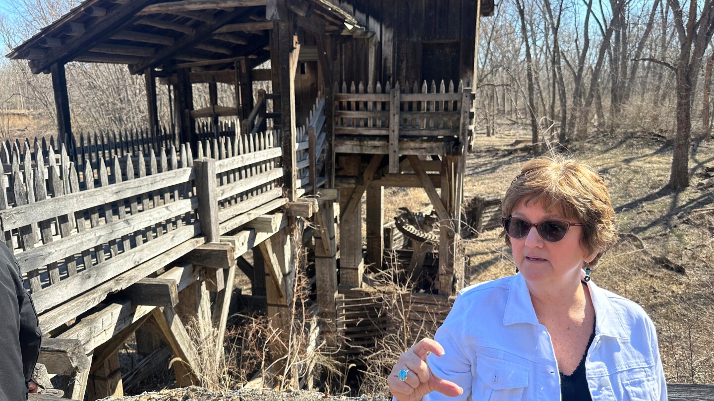 Young Abraham Lincoln's tiny Illinois town is due for a makeover