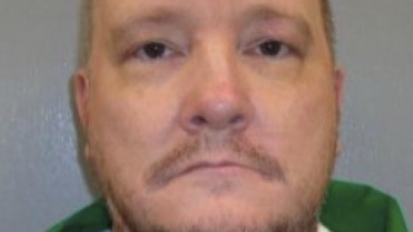 South Carolina death row inmate seeks to volunteer to die after friends are executed