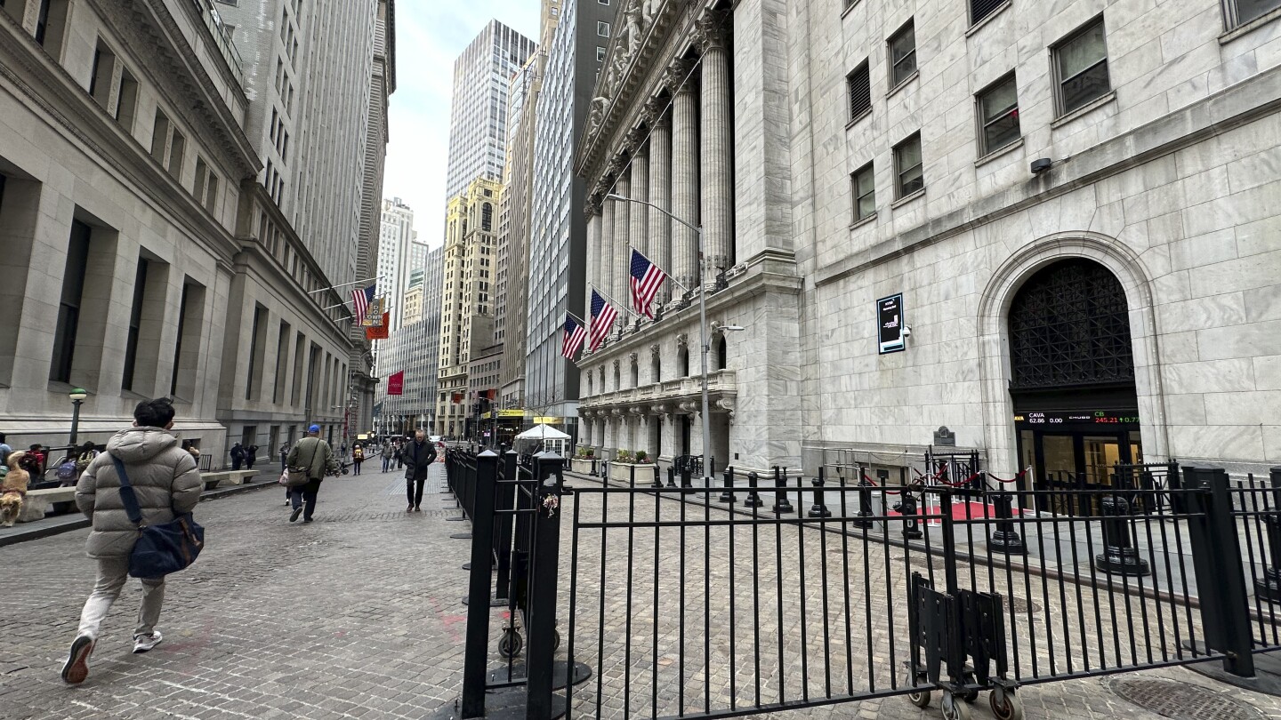 Stock Market Today: Wall Street Falls, Sending S&P 500 to Longest Losing Streak Since January