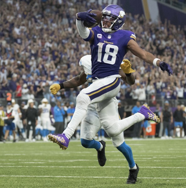Panthers WR Adam Thielen eager to face Vikings, who released him