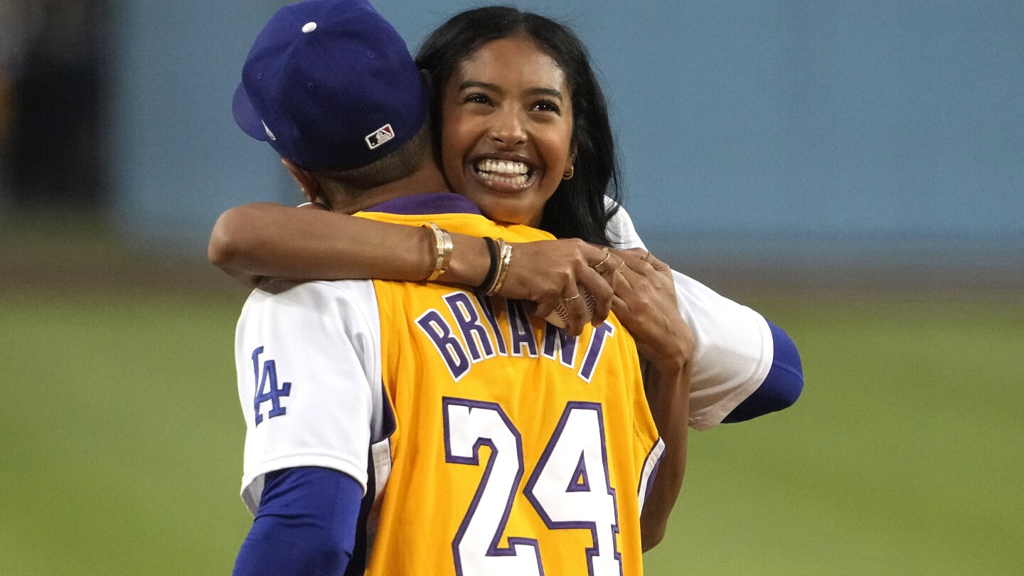 Los Angeles Dodgers on X: Reppin' Kobe for Lakers Night. https