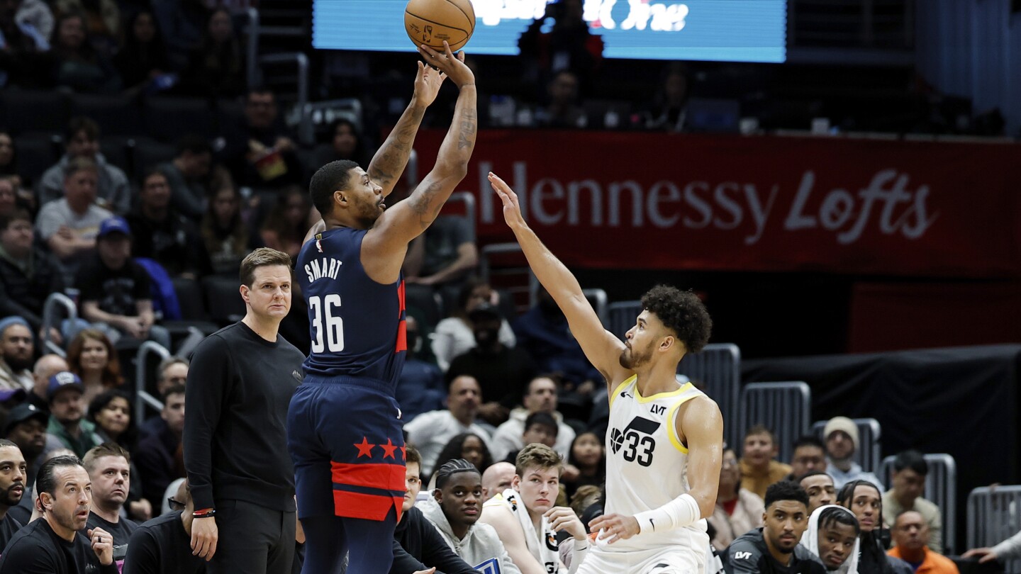 Wizards Defeat Jazz 125-122 in Nail-Biter