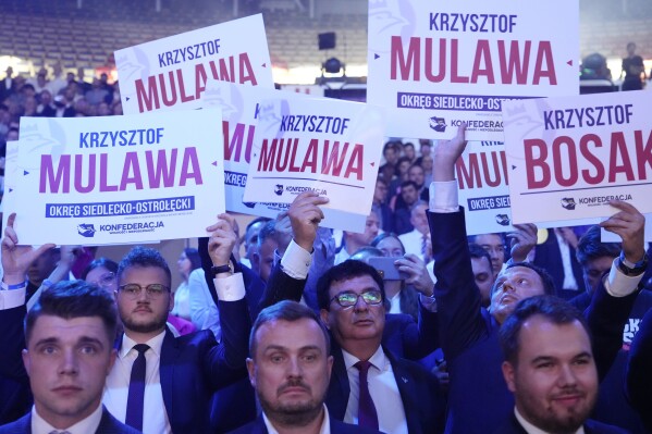 Poland's president has coronavirus, apologizes to contacts
