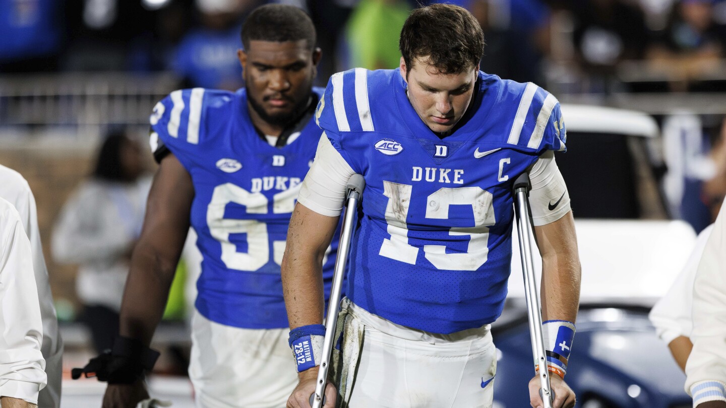 Riley Leonard injury update: Duke QB exits game vs. FSU with ankle injury -  DraftKings Network