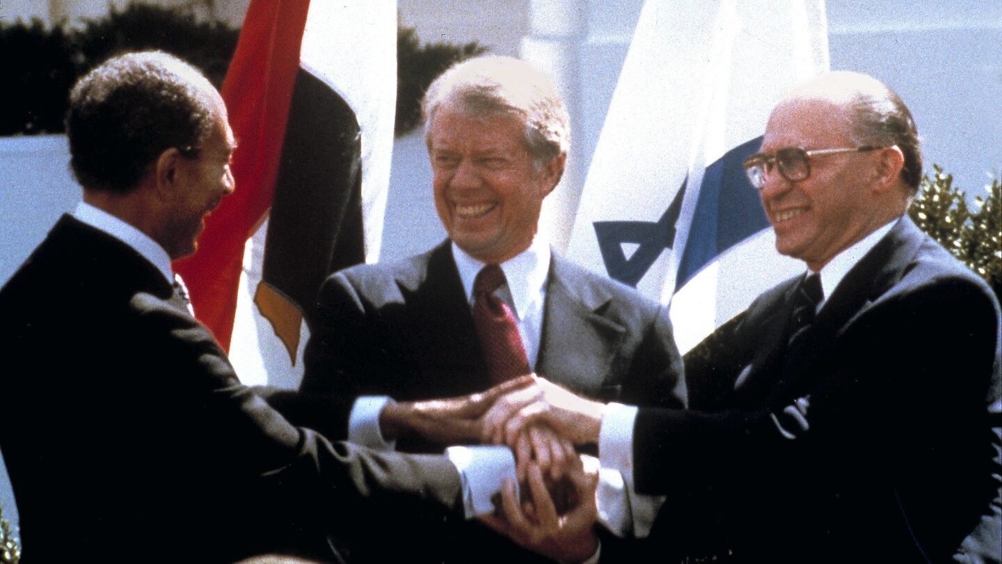 Tudo o que você precisa saber sobre o tratado de paz de décadas do Egito com Israel