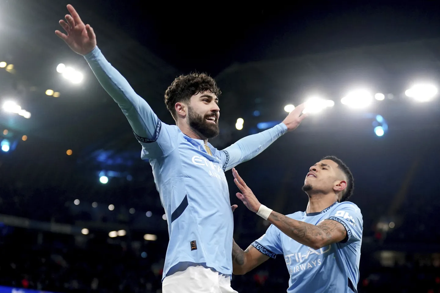 Guardiola emocionado durante el partido contra Club Brugge