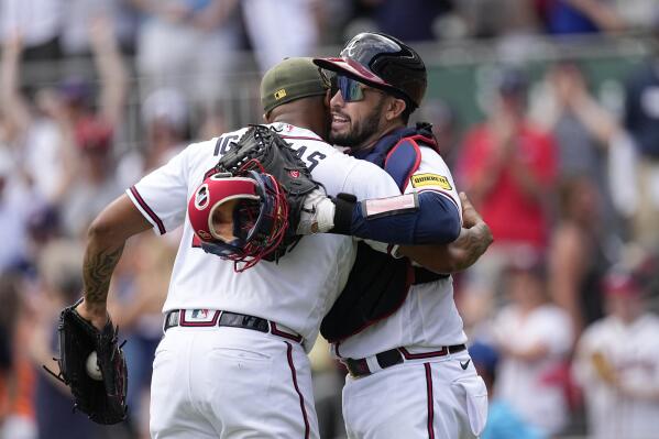 Atlanta rookie Shuster allows only 1 hit as Braves edge Mariners 3