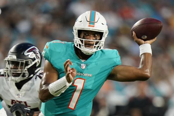 In Returns of Tua Tagovailoa and Brian Flores, Dolphins' Troubles Are on  Display - The New York Times