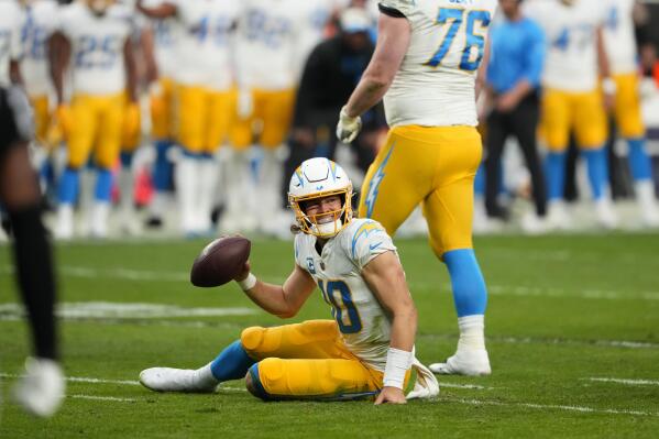 Chargers continue to struggle with same mistakes on defense