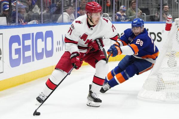 NY Islanders: Has Sebastian Aho figured things out?