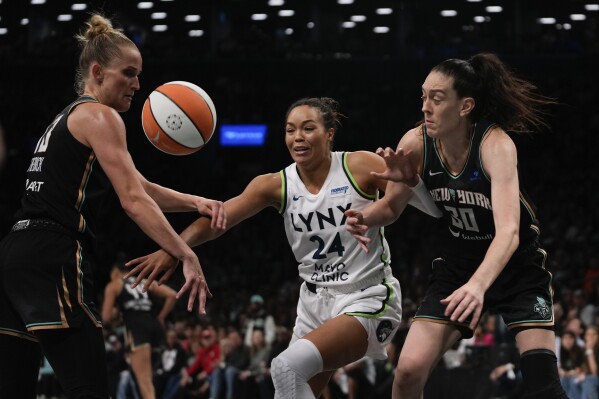 Lynx fall just short after Napheesa Collier leads them to the brink of a  fifth WNBA title | AP News