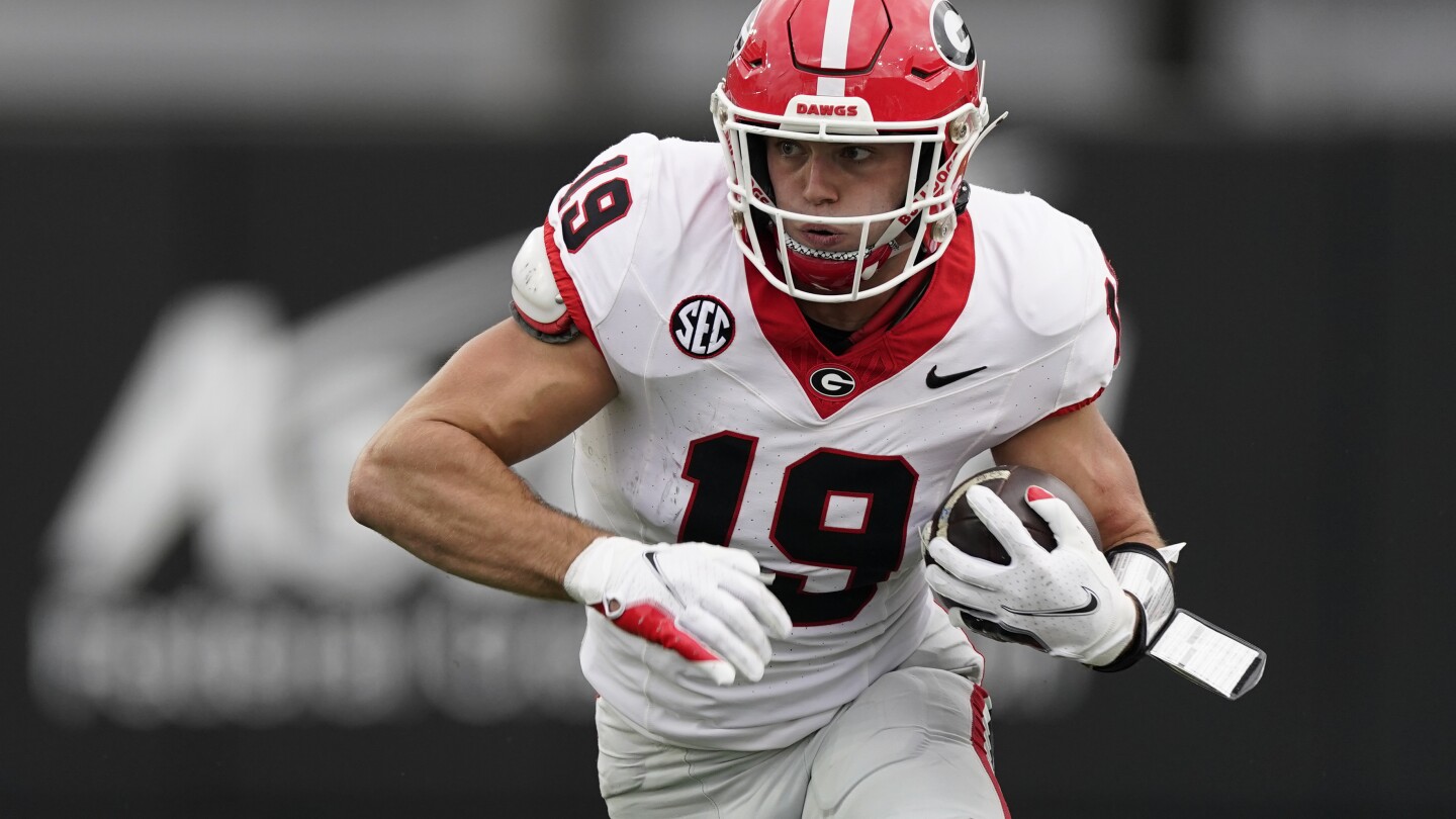 2time Mackey Award winner Brock Bowers announces plans to