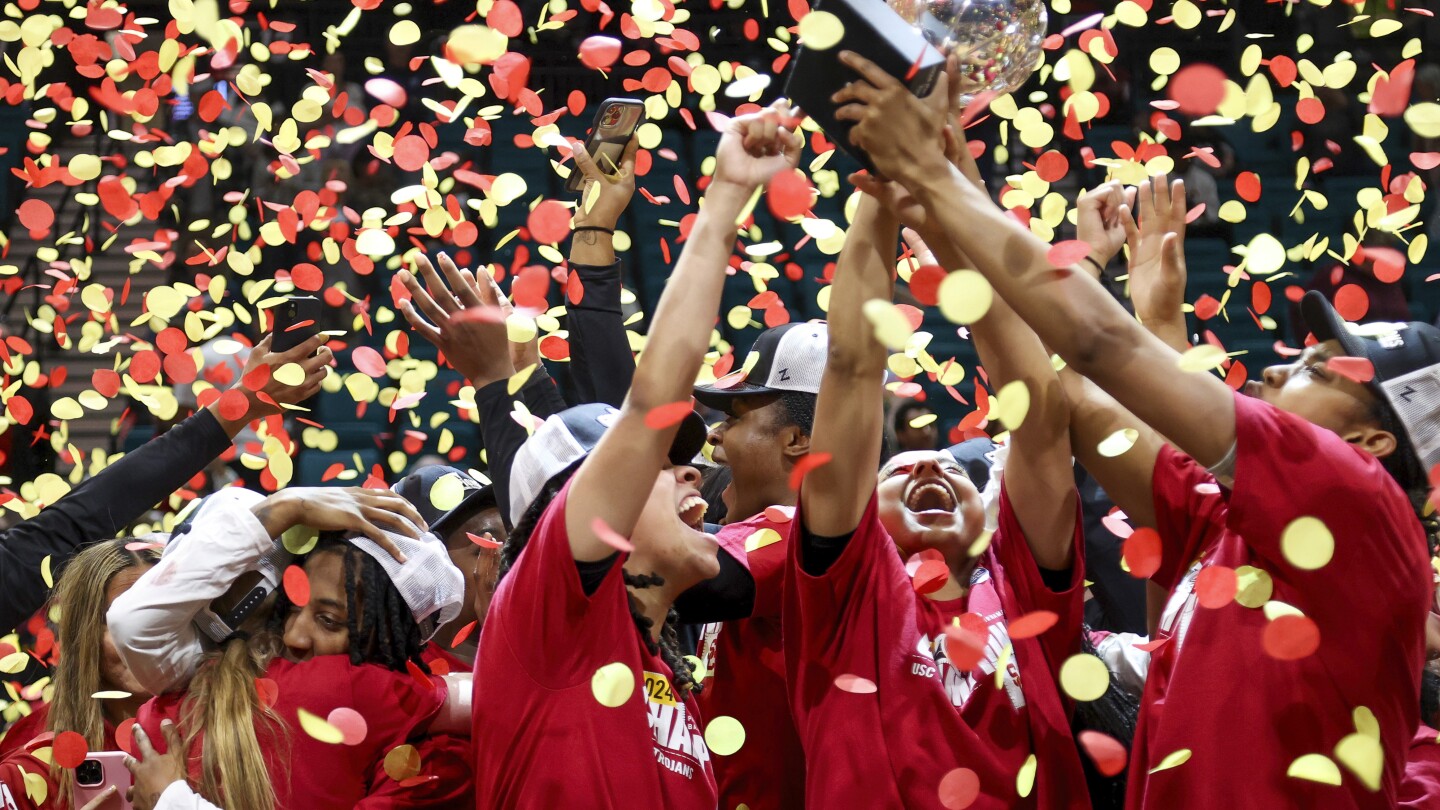 Воден от поставен номер 1 в USC, Pac-12 има 7 отбора в турнира на NCAA във финалния си сеанс