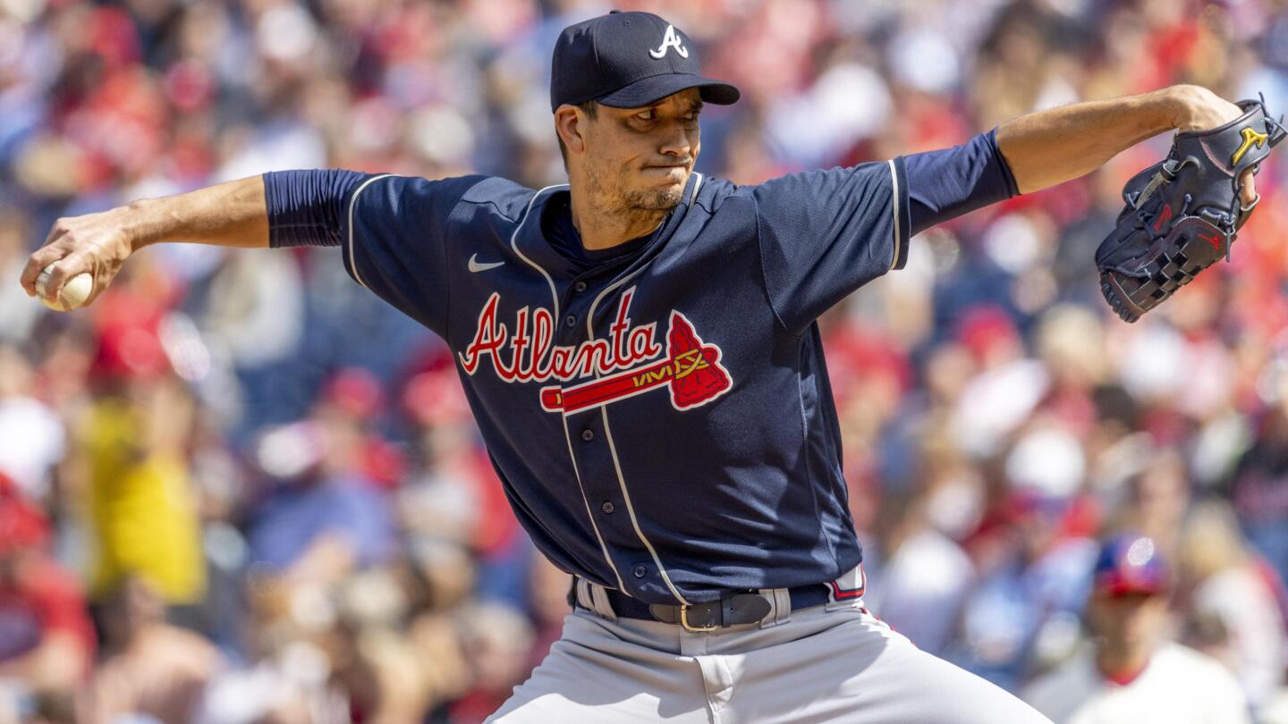 Braves sign Charlie Morton to one-year, $20 million extension with