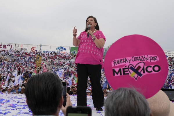 FILE - Presidential candidate Xóchitl Gálvez campaigns in Irapuato, Mexico, March 1, 2024. Gálvez has said she prefers to rely on the private sector to drive renewable energy investments and wants to bring back the energy auctions that had opened the electric generation market to more private renewables companies. (AP Photo/Fernando Llano, File)