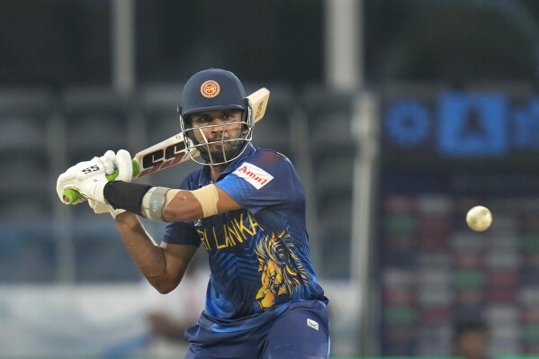 Sri Lanka's Dasun Shanaka plays a shot during the ICC Cricket World Cup match between Pakistan and Sri Lanka in Hyderabad, India, Tuesday, Oct. 10, 2023. (AP Photo/Rafiq Maqbool)