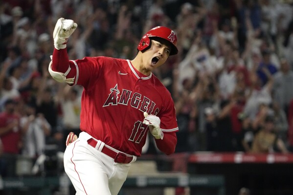 Ohtani ties score with 35th homer, Angels beat Yankees 4-3 in 10