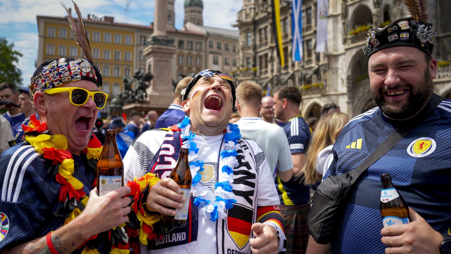 Schottische Fans geben ihrer Mannschaft vor dem EM-Auftaktspiel 2024 gegen Gastgeber Deutschland das Gefühl, zu Hause zu sein